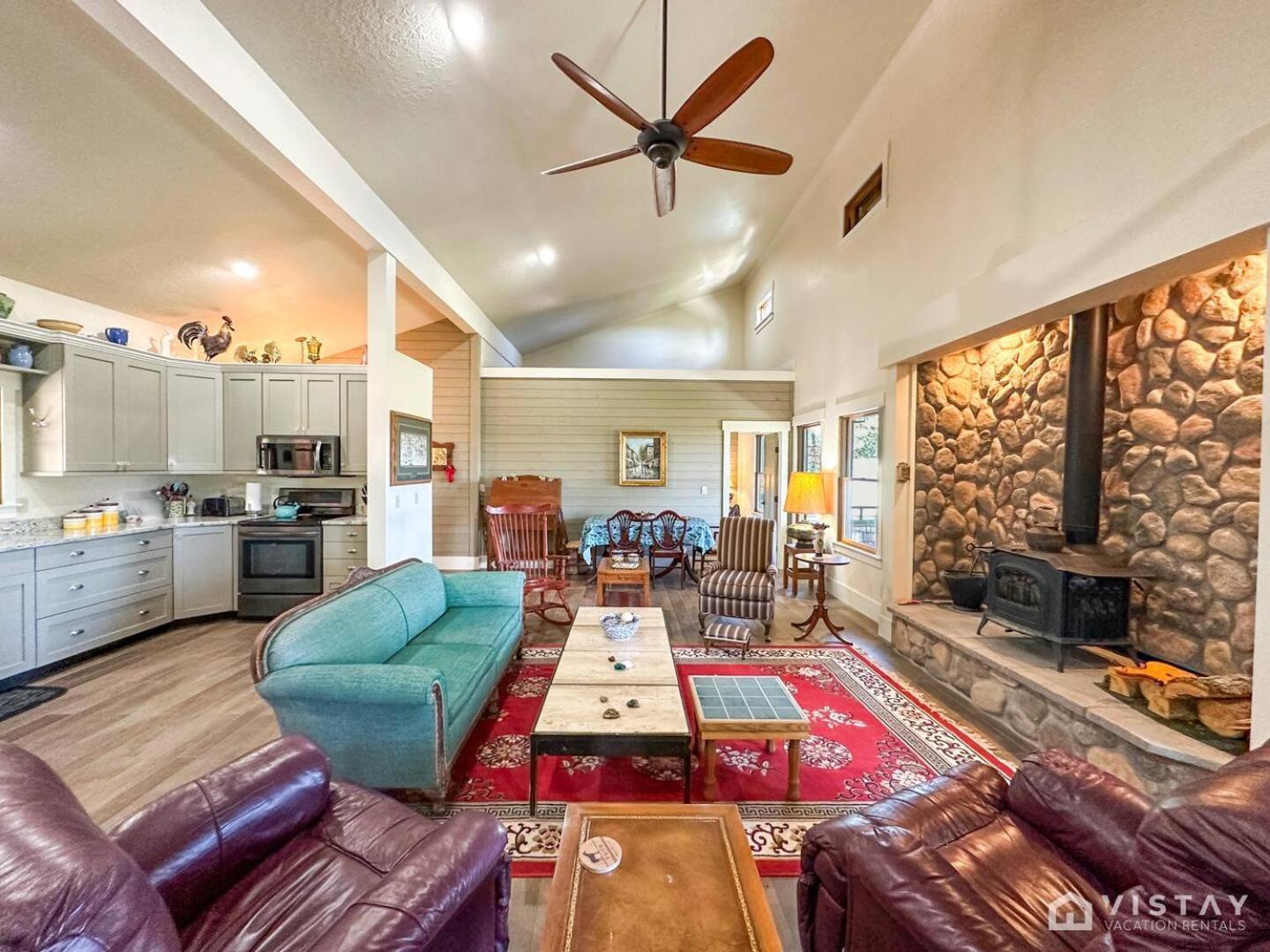 Summit Pines Hideaway - Amazing Mountain Views! Duck Creek Village Exterior foto